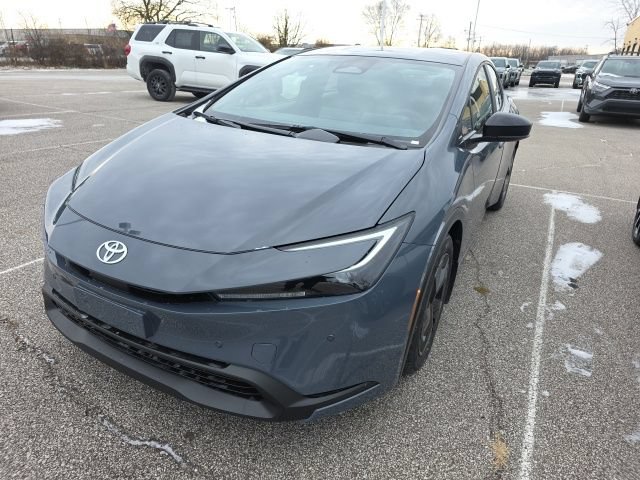 New 2026 Toyota Prius LE FWD image 1
