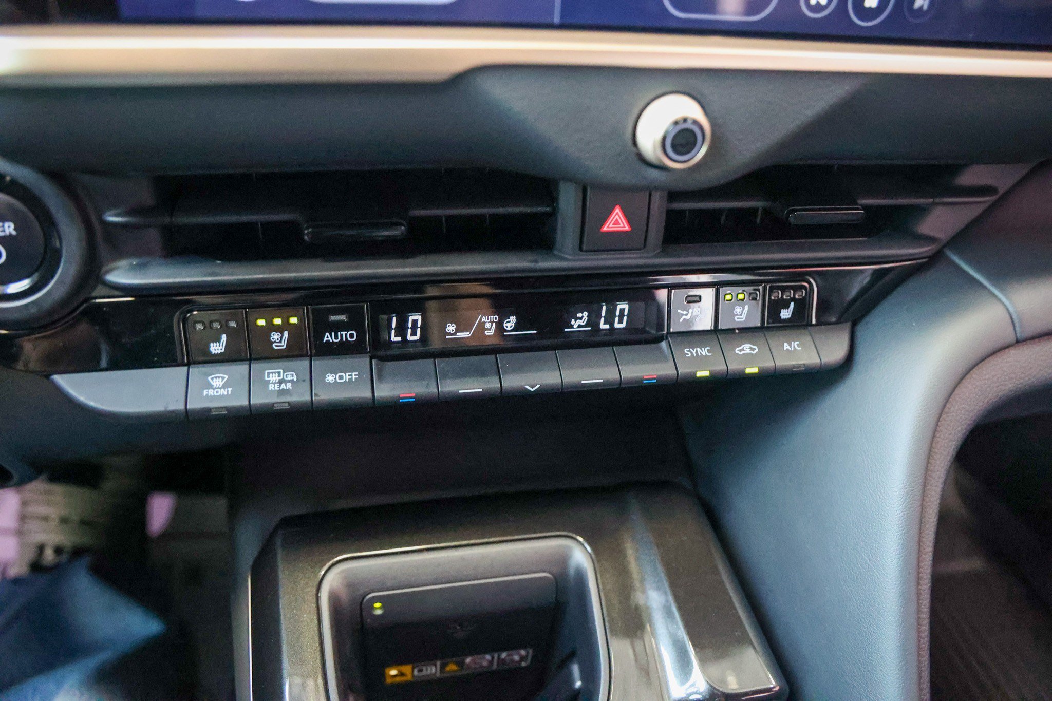 Certified 2026 Toyota Crown AWD/4WD image 22