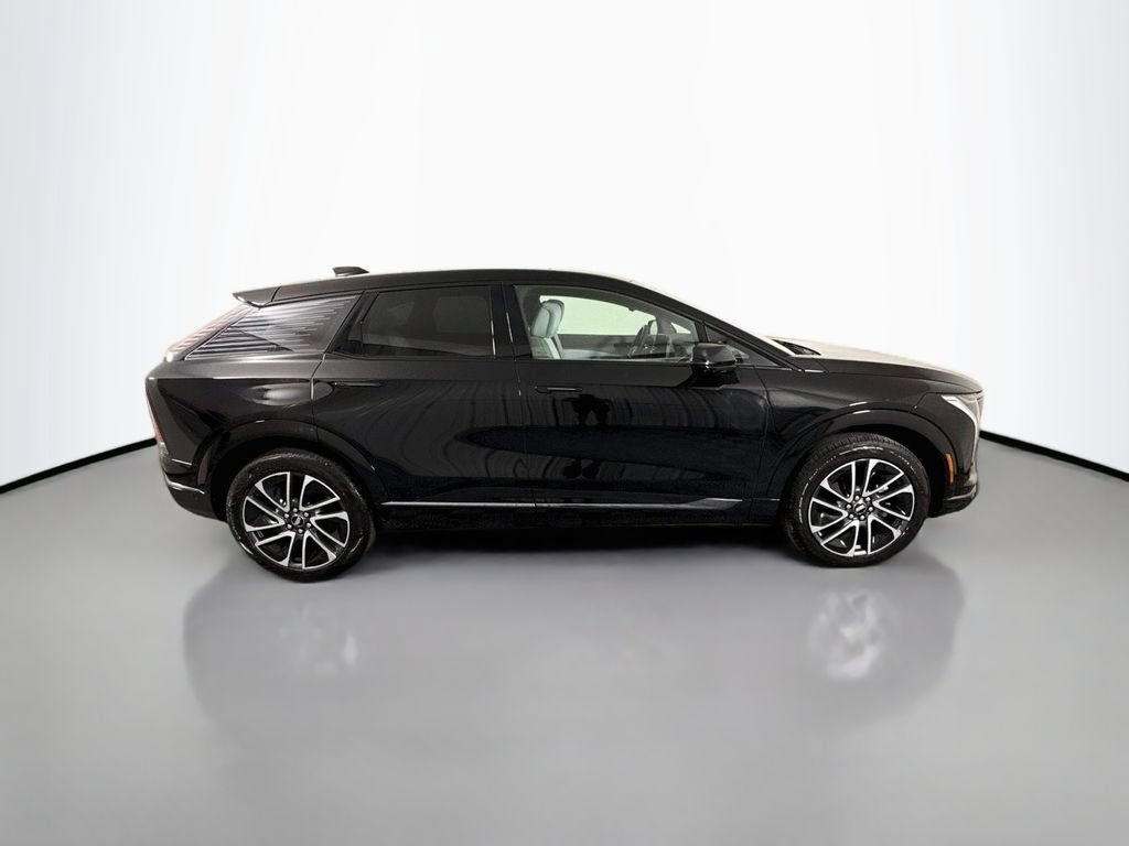 Certified 2025 Cadillac Optiq Sport 1 AWD/4WD image 8