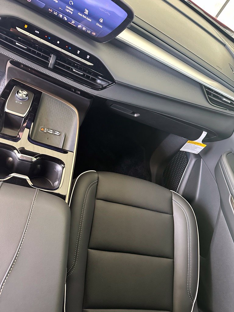New 2026 Buick Enclave Avenir w/ Super Cruise Package FWD image 25