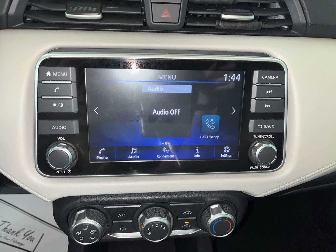 Used 2022 Nissan Versa SV FWD image 18