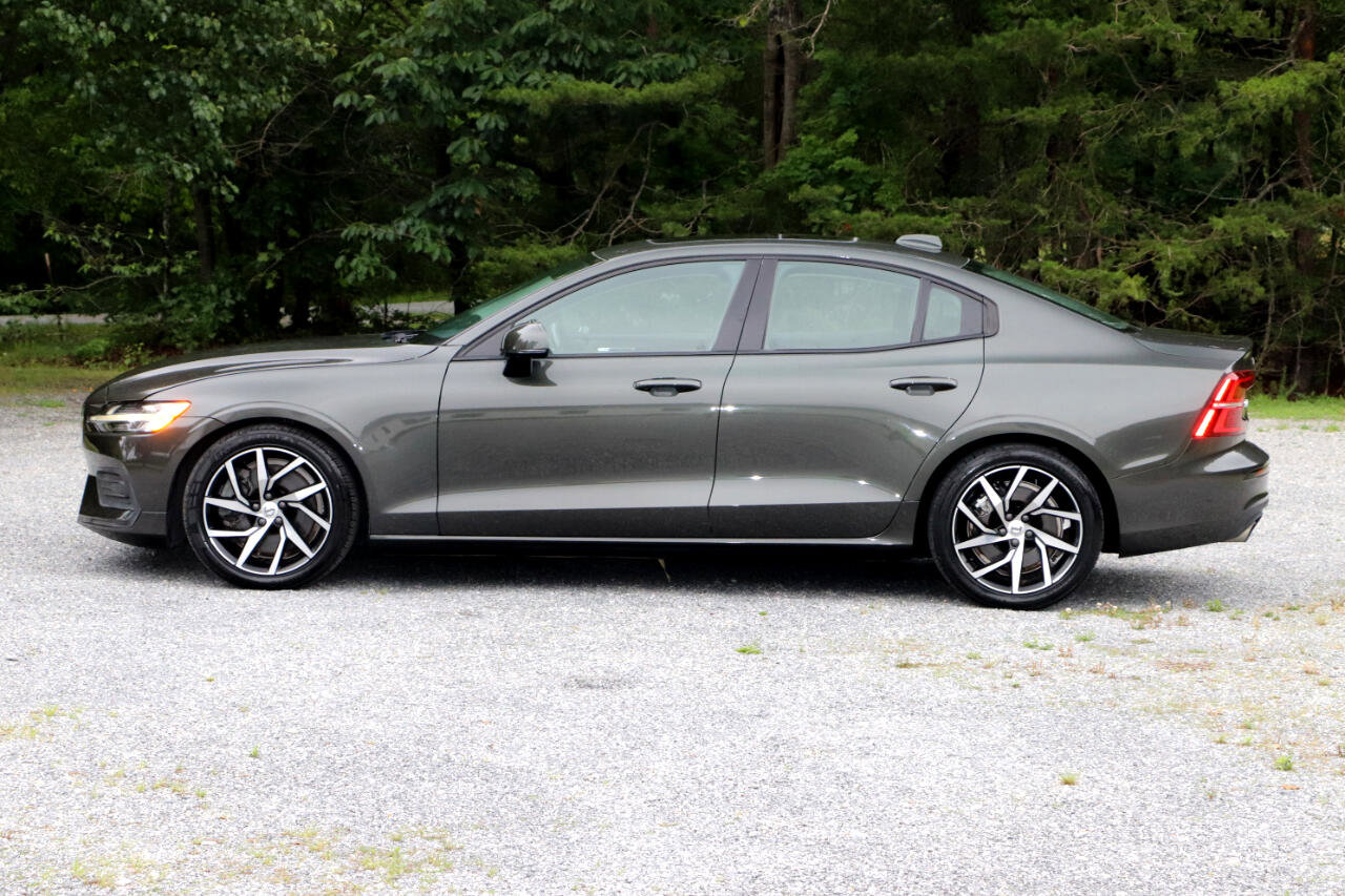 Used 2019 Volvo S60 T6 Momentum w/ Premium Package image 31