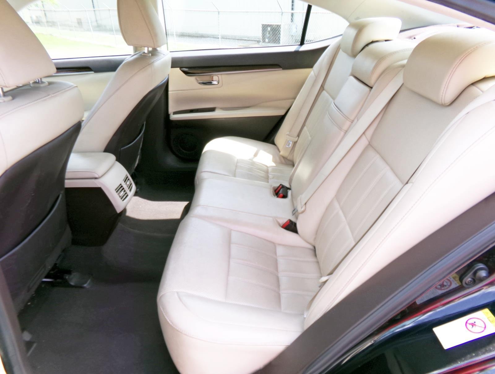 Used 2017 Lexus ES 350 w/ Luxury Package FWD image 13