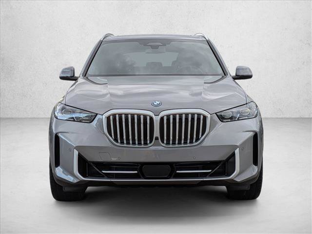 Used 2026 BMW X5 xDrive50e AWD/4WD image 6