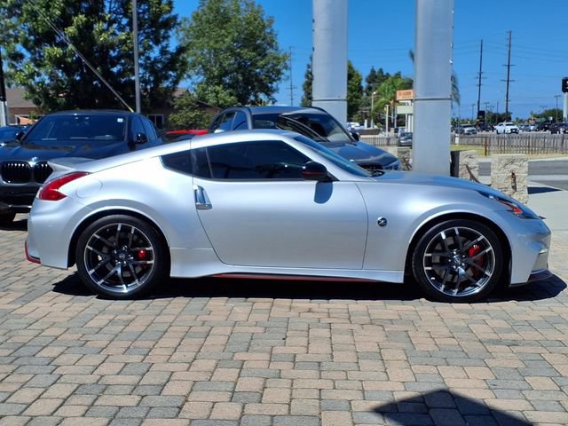 Used 2016 Nissan 370Z NISMO RWD image 6