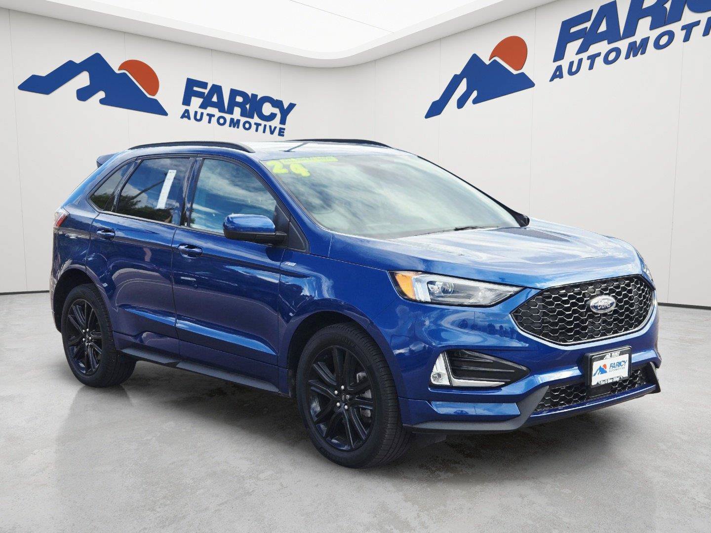Certified 2024 Ford Edge ST-Line AWD/4WD image 4