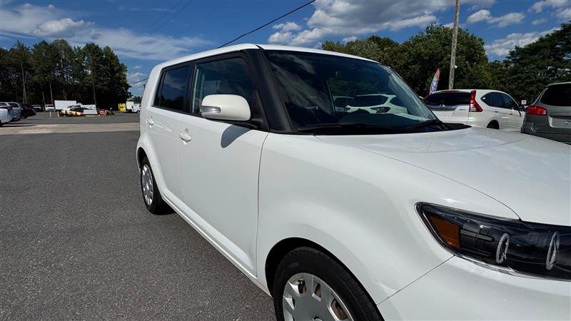 Used 2008 Scion xB FWD image 18
