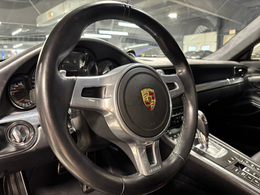 Used 2016 Porsche 911 Carrera S image 25