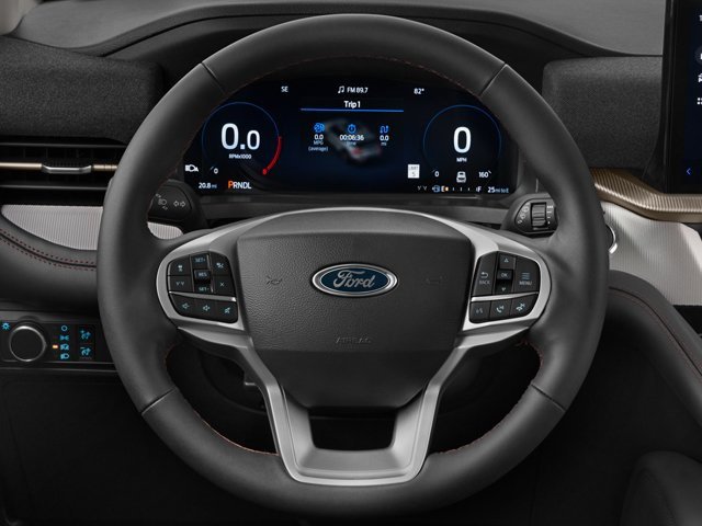 Used 2025 Ford Explorer Platinum w/ Ultimate Package image 8