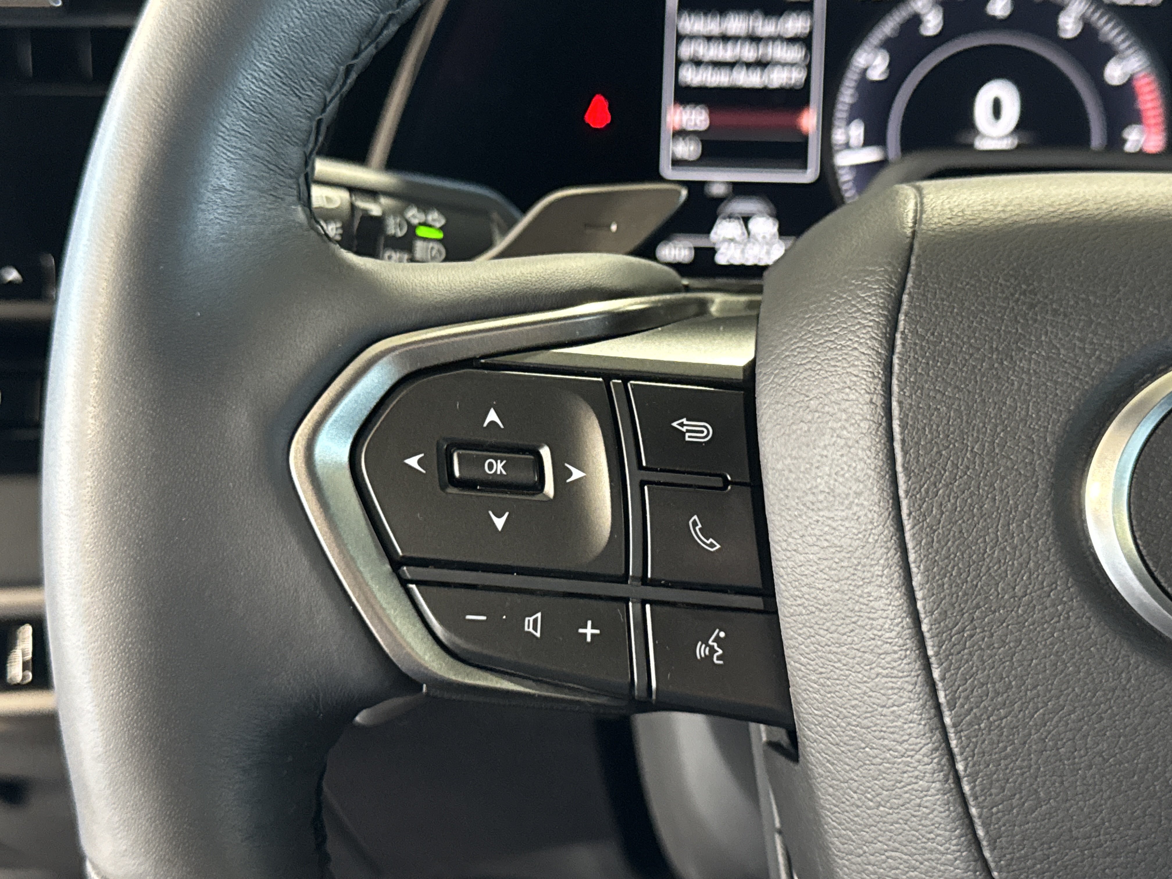 Used 2024 Lexus RX 350 Premium w/ Convenience Package FWD image 22