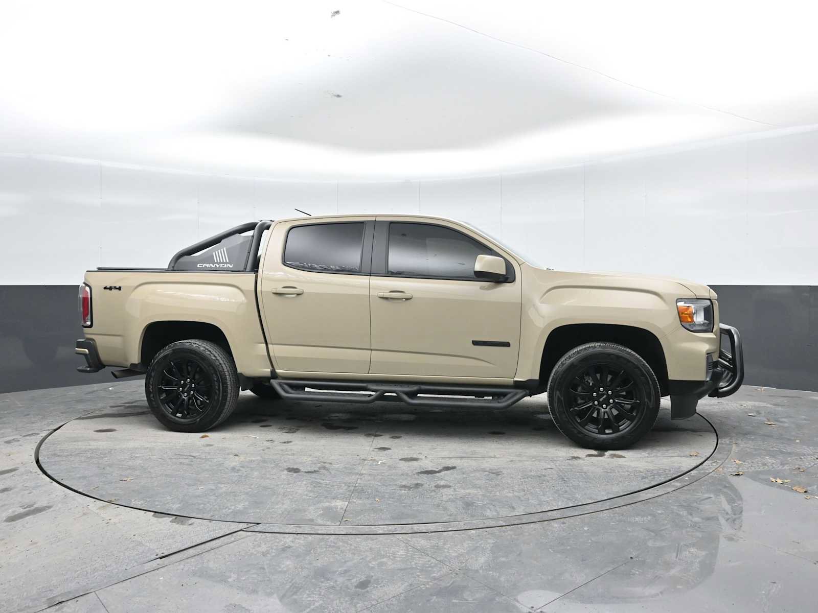 Used 2022 GMC Canyon Elevation w/ Trailering Package image 8