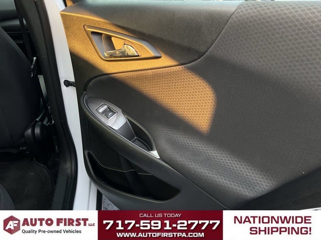 Used 2018 Chevrolet Malibu LT FWD image 9