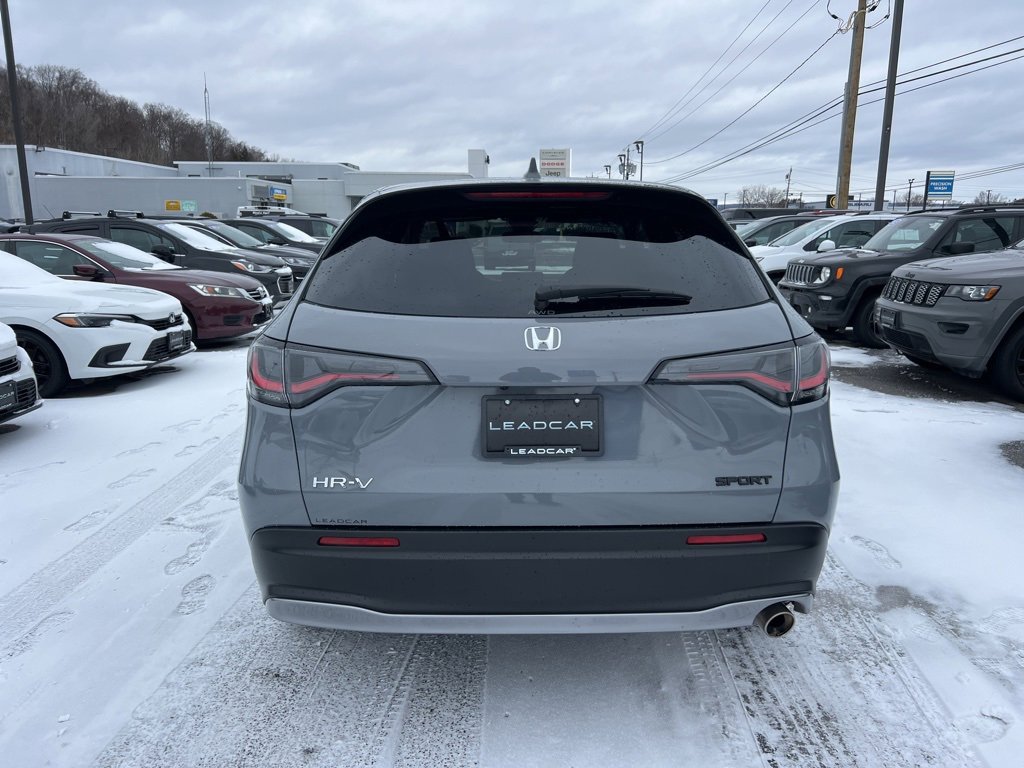 Used 2025 Honda HR-V Sport image 4