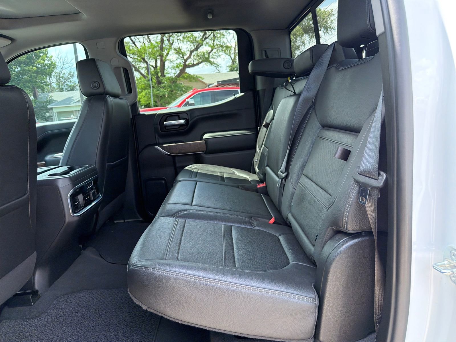Used 2021 GMC Sierra 1500 Denali w/ Denali Ultimate Package AWD/4WD image 12