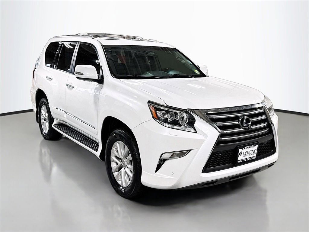 Used 2019 Lexus GX 460 image 3