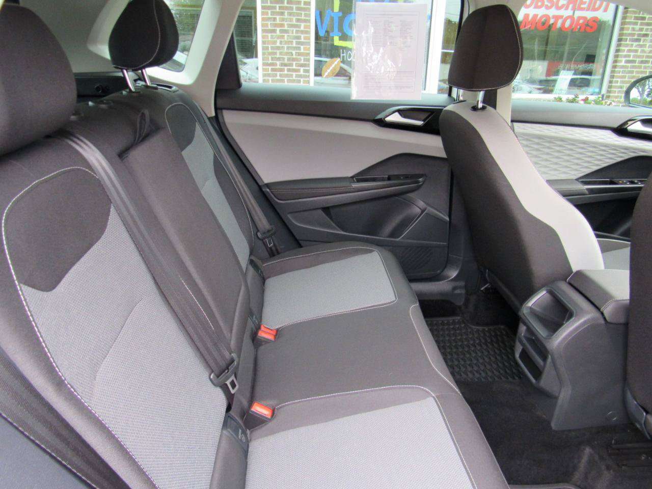 Used 2024 Volkswagen Taos S FWD image 34