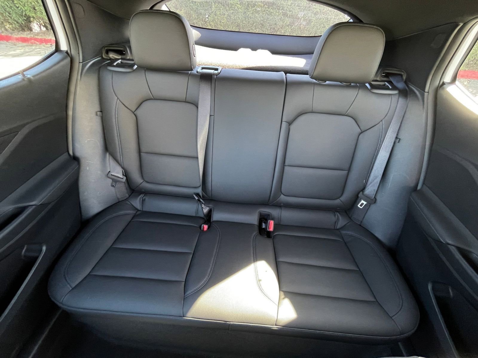 Used 2025 Buick Envista Sport Touring image 37