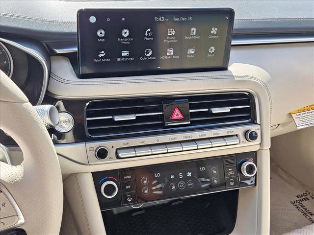 Used 2026 Genesis G70 2.5T Prestige image 15