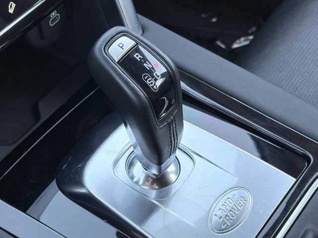 Used 2021 Land Rover Discovery Sport S image 16
