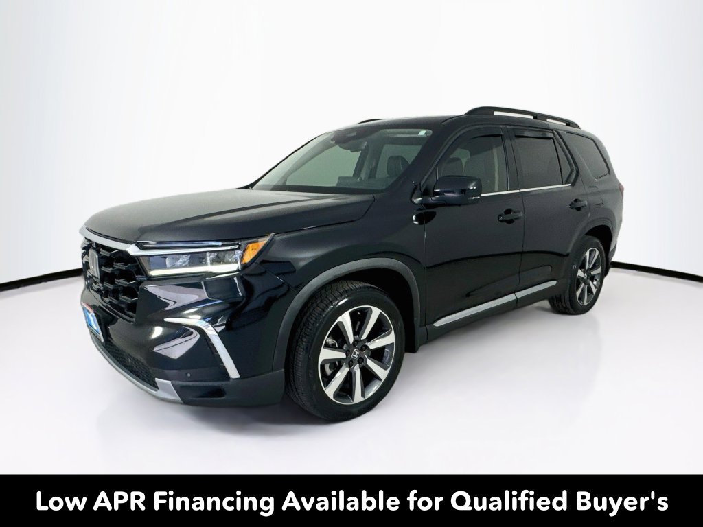Used 2023 Honda Pilot Elite image 3