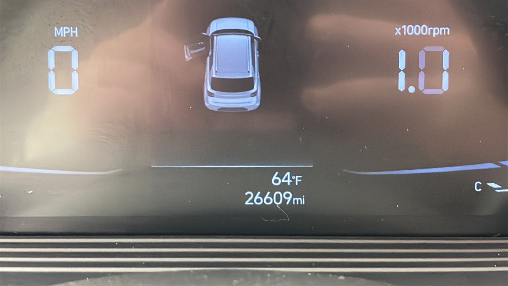 Used 2025 Hyundai Venue SEL FWD image 16