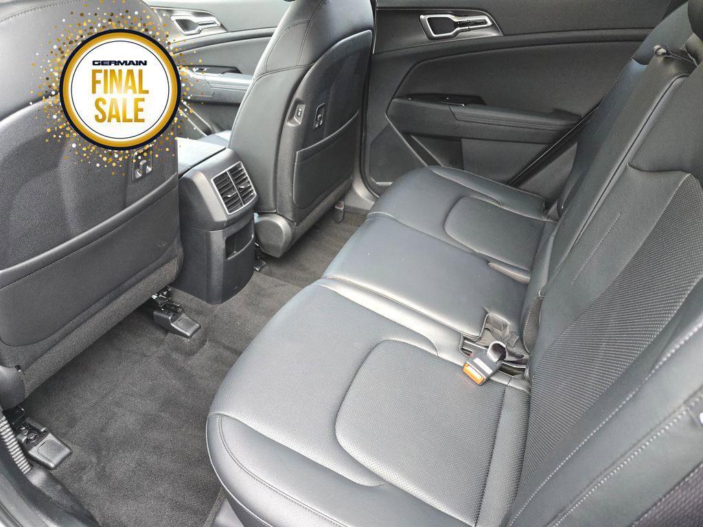 Certified 2025 Kia Sportage EX image 16
