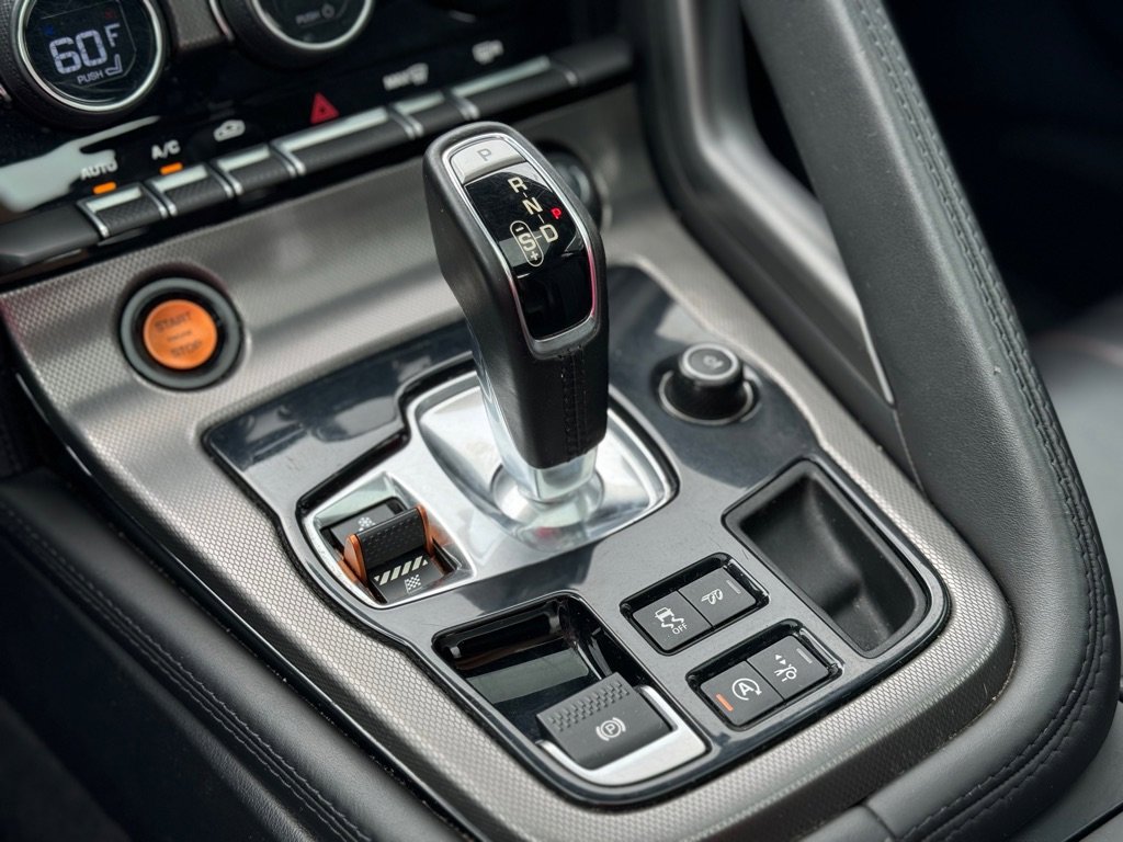 Used 2016 Jaguar F-TYPE S image 17