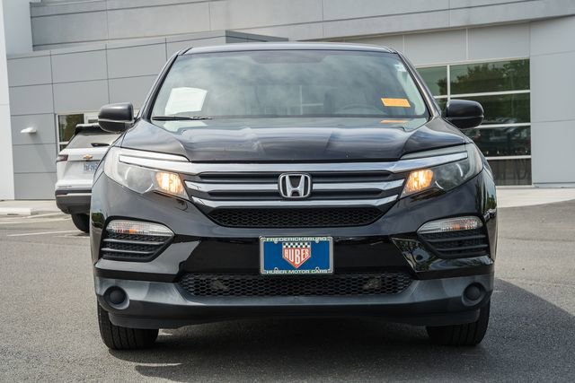 Used 2017 Honda Pilot LX image 2