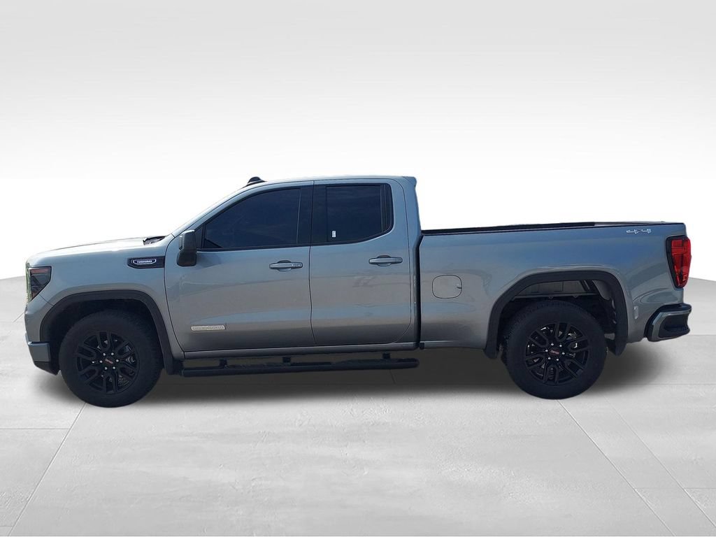 Used 2025 GMC Sierra 1500 Elevation AWD/4WD image 2
