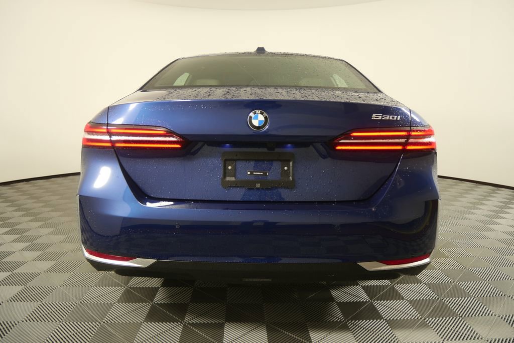 Certified 2025 BMW 530i 530i image 4