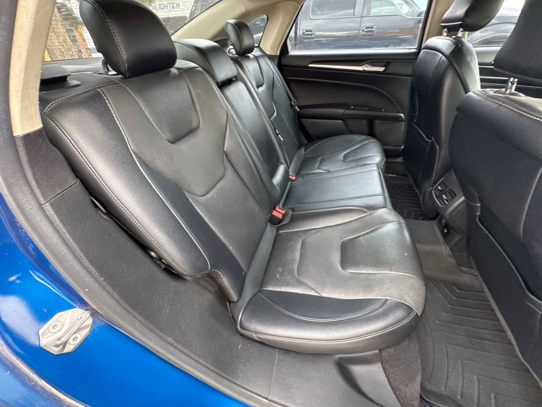 Used 2017 Ford Fusion Energi Titanium FWD image 15