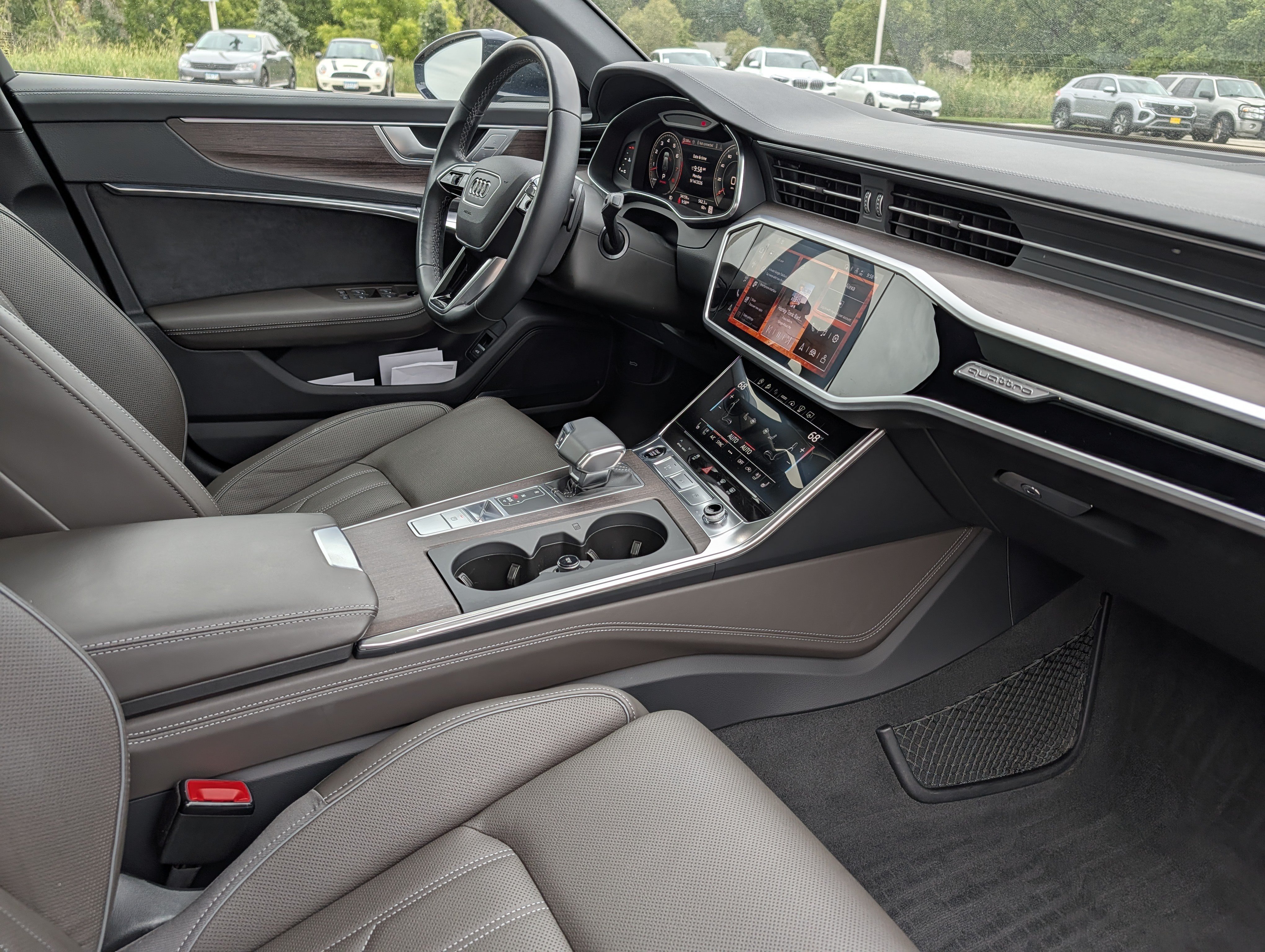 Used 2024 Audi A6 3.0T allroad Prestige AWD/4WD image 19
