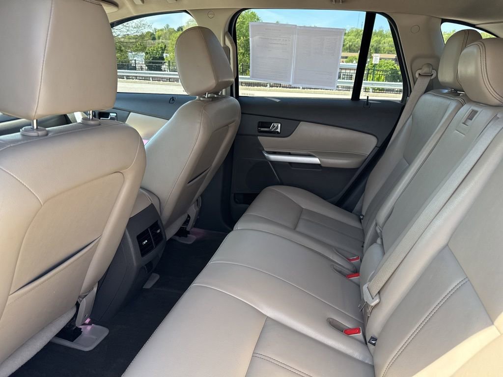 Used 2012 Ford Edge SEL FWD image 12