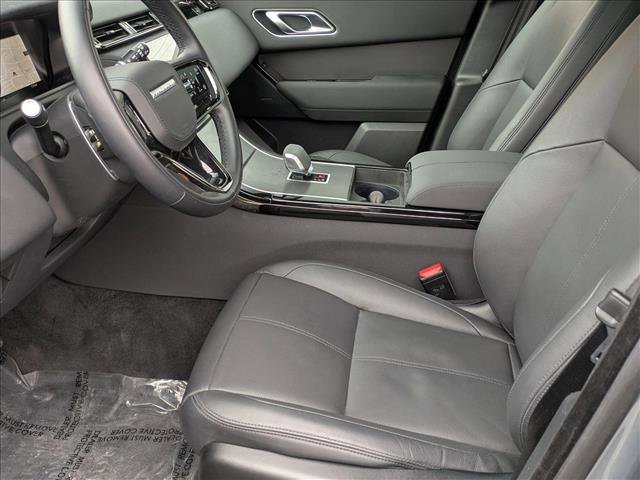 Certified 2024 Land Rover Range Rover Velar Dynamic SE image 17