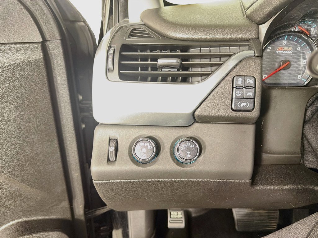 Used 2019 Chevrolet Tahoe LT AWD/4WD image 11
