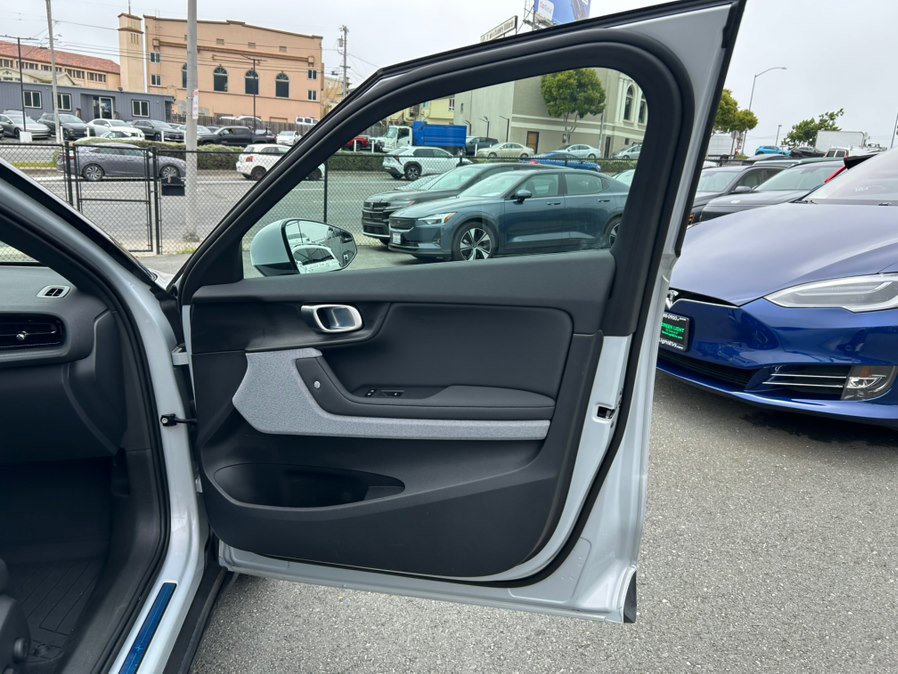 Used 2023 Polestar Polestar 2 w/ Pilot Pack AWD/4WD image 38