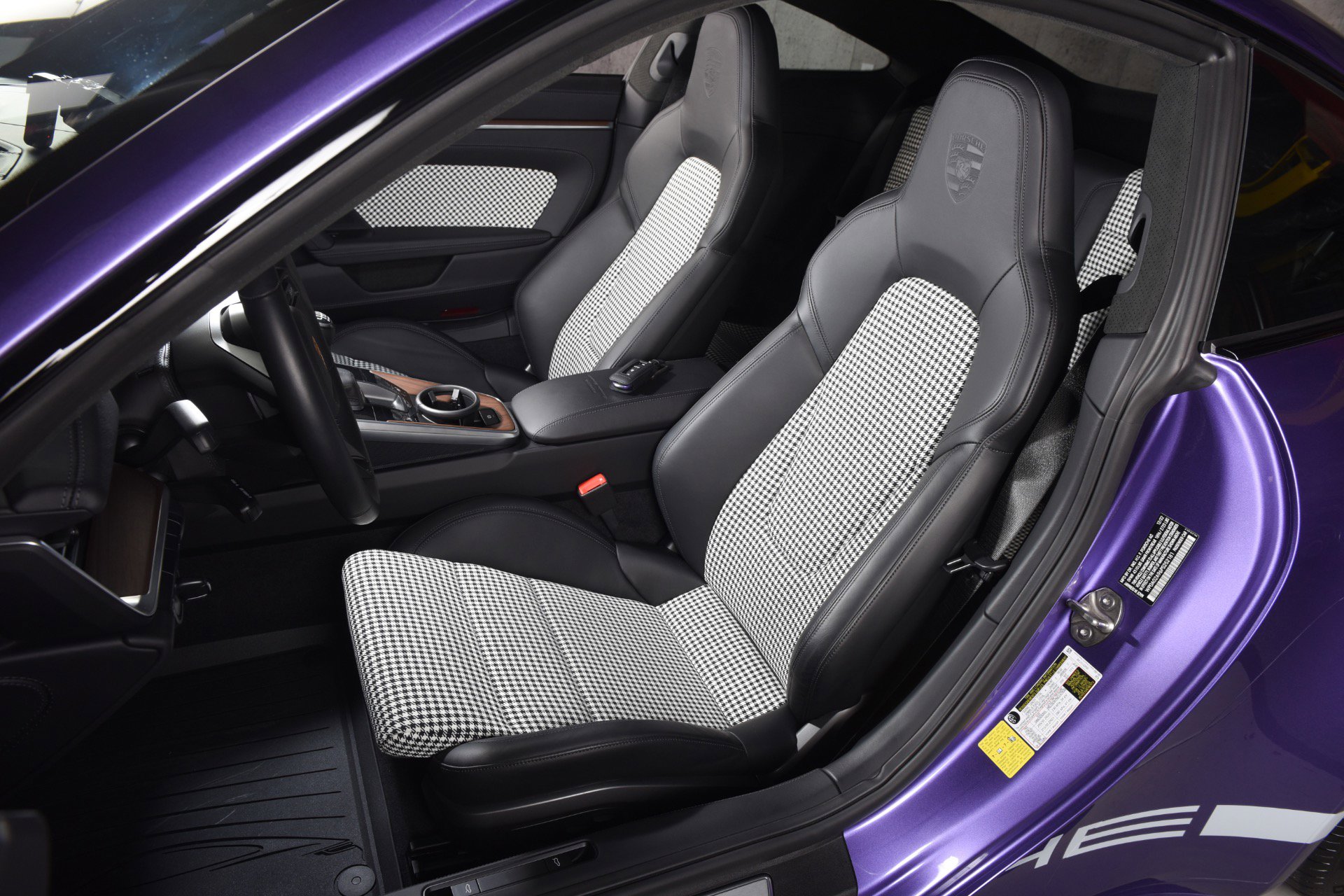 Used 2023 Porsche 911 Sport Classic image 4