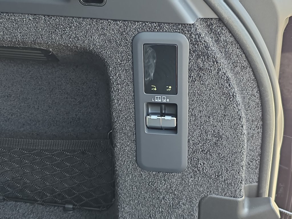 New 2026 Land Rover Range Rover SE AWD/4WD image 15