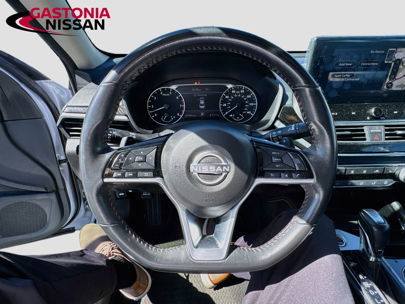 Used 2024 Nissan Altima 2.5 SR w/ SR Premium Package FWD image 14