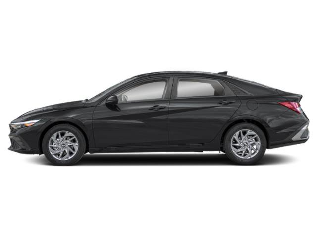 New 2026 Hyundai Elantra SEL Sport FWD image 2