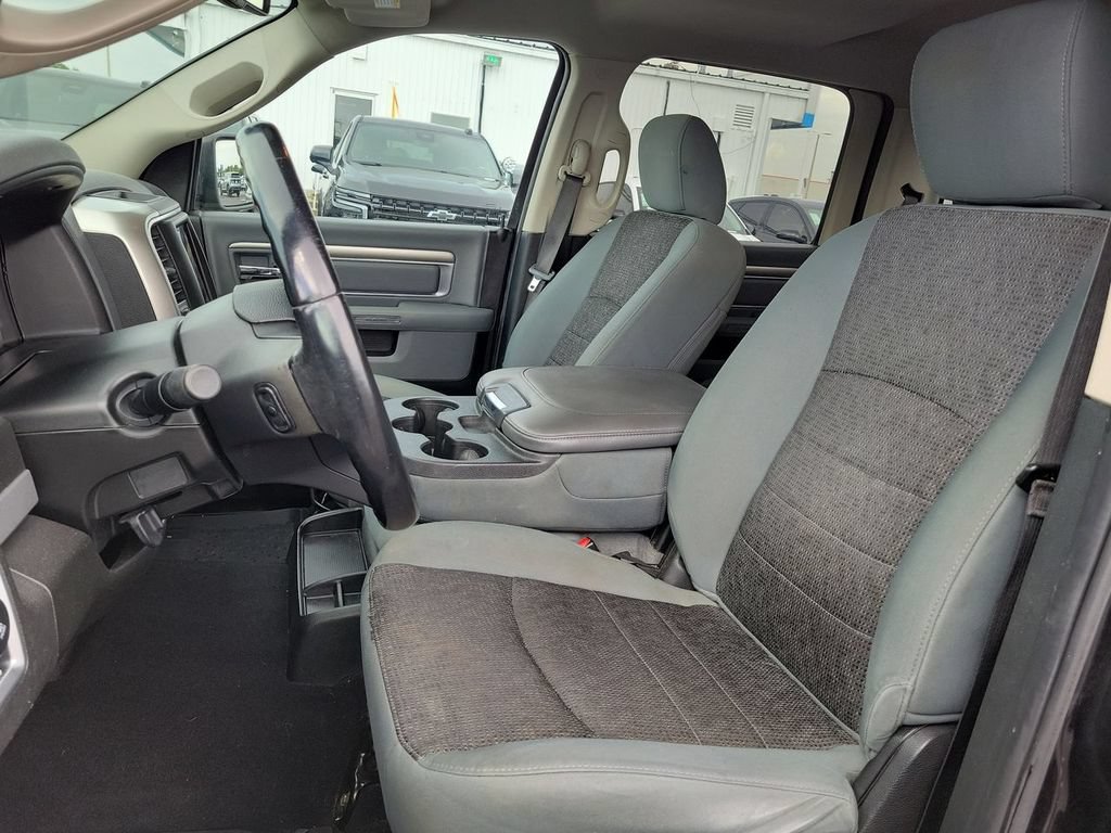 Used 2019 RAM 1500 Big Horn AWD/4WD image 17