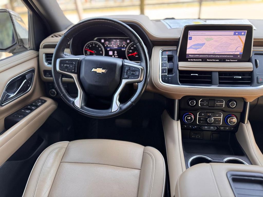 Used 2021 Chevrolet Suburban Premier image 21