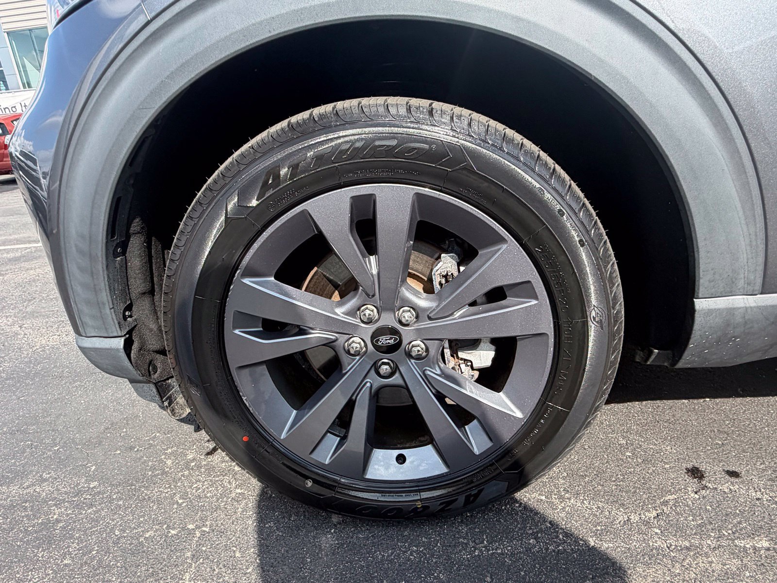 Used 2022 Ford Explorer XLT w/ Equipment Group 202A AWD/4WD image 54