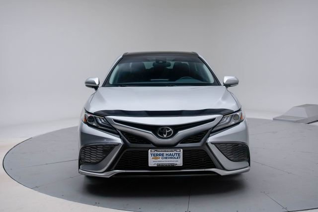 Used 2021 Toyota Camry XSE image 11