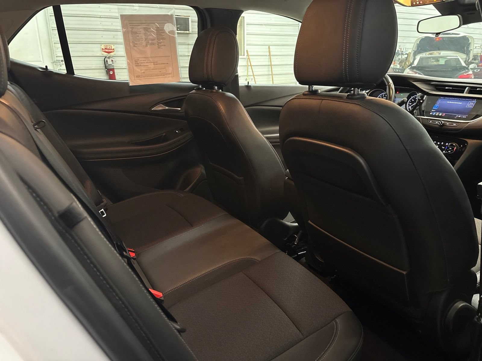 Used 2020 Buick Encore GX Select FWD image 31