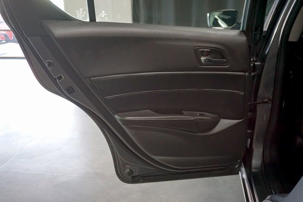 Used 2014 Acura ILX w/ Premium Package image 68