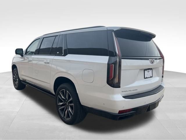 Used 2021 Cadillac Escalade ESV Sport Platinum image 6