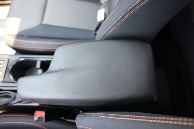 Used 2019 Subaru Crosstrek 2.0i Premium AWD/4WD image 32