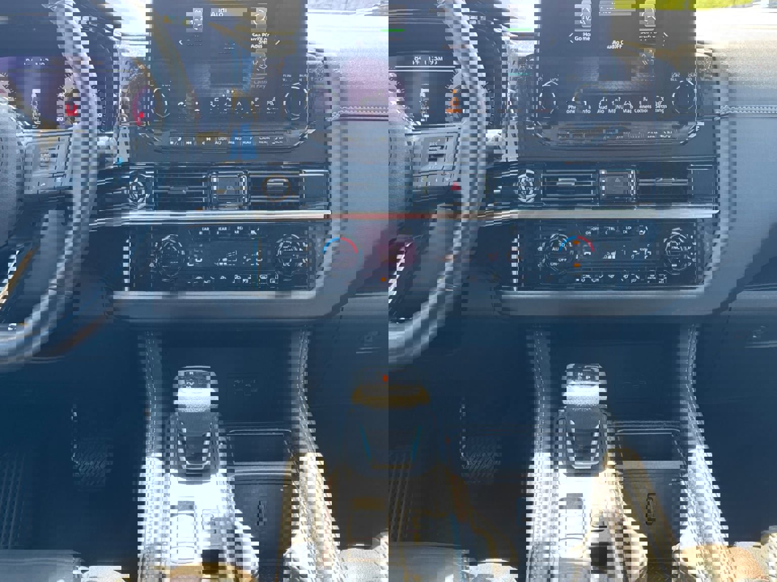 Used 2023 Nissan Pathfinder Platinum w/ Lighting Package (N93) image 14