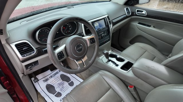 Used 2011 Jeep Grand Cherokee Laredo AWD/4WD image 11